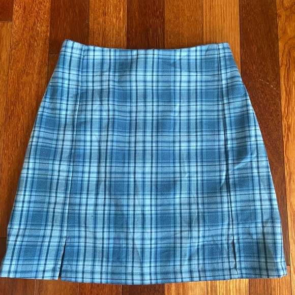 Dresses & Skirts - Brandy Melville skirt